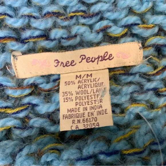 Free People Chunky Crochet Sweater. Women’s Size Medium. Blue. (NWT). - Picture 5 of 5